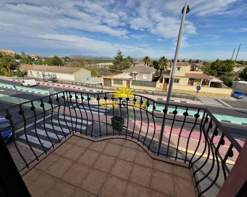 4 quarto Moradia para venda em San Miguel de Salinas com piscina - 990 000 € (Ref: 7951025)