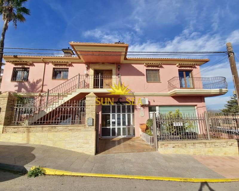 4 quarto Moradia para venda em San Miguel de Salinas com piscina - 990 000 € (Ref: 7951025)