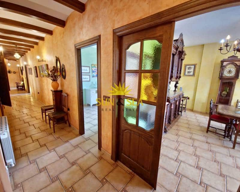 4 quarto Moradia para venda em San Miguel de Salinas com piscina - 990 000 € (Ref: 7951025)