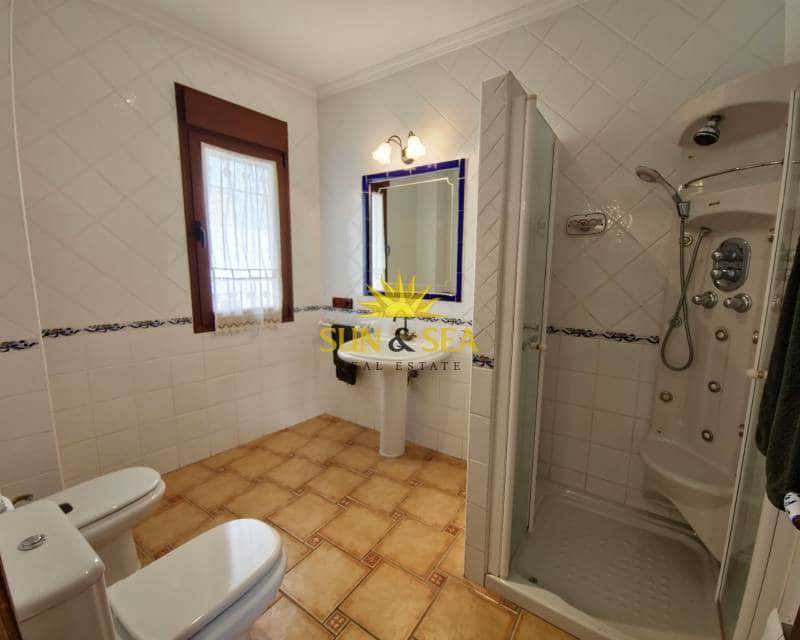 4 quarto Moradia para venda em San Miguel de Salinas com piscina - 990 000 € (Ref: 7951025)