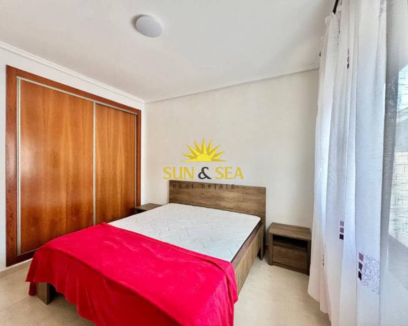 3 soveværelse Villa til leje i Ciudad Quesada med garage - € 1.500 (Ref: 7980677)