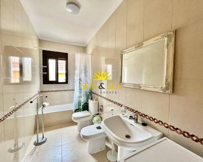 3 soveværelse Villa til leje i Ciudad Quesada med garage - € 1.500 (Ref: 7980677)