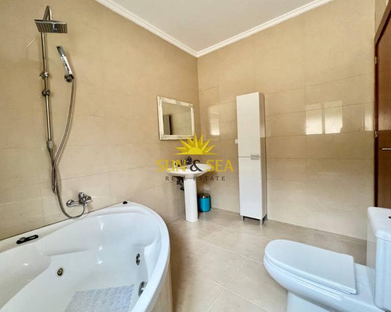 3 soveværelse Villa til leje i Ciudad Quesada med garage - € 1.500 (Ref: 7980677)