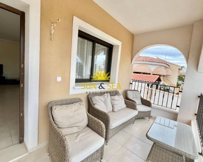 3 soveværelse Villa til leje i Ciudad Quesada med garage - € 1.500 (Ref: 7980677)