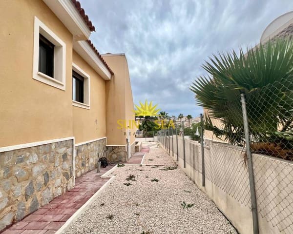 3 soveværelse Villa til leje i Ciudad Quesada, Rojales med garage - € 1.500 (Ref: 7980677)