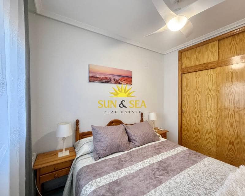 2 bedroom Apartment for rent in Guardamar del Segura - € 850 (Ref: 7989773)