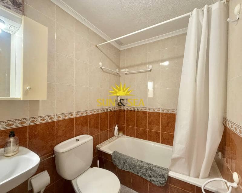 2 bedroom Apartment for rent in Guardamar del Segura - € 850 (Ref: 7989773)