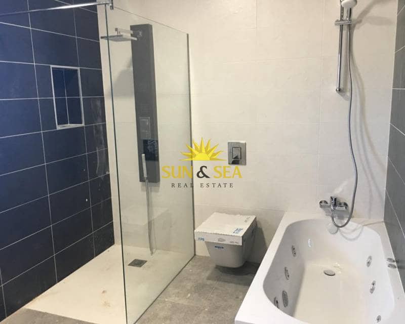 3 soveværelse Villa til salg i Pinoso med swimmingpool - € 398.000 (Ref: 7992211)