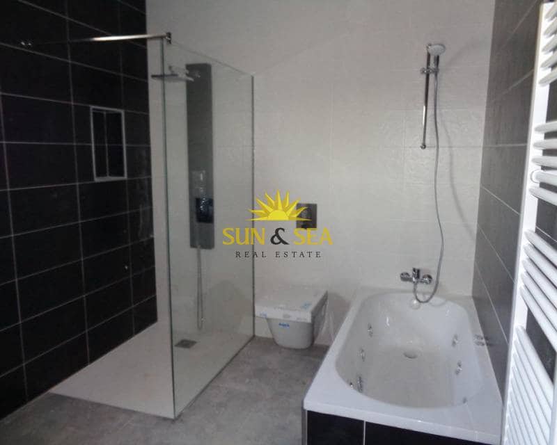 3 soveværelse Villa til salg i Pinoso med swimmingpool - € 398.000 (Ref: 7992211)