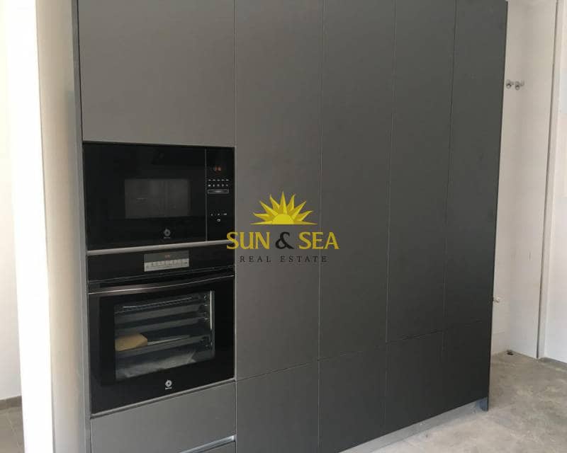 3 soveværelse Villa til salg i Pinoso med swimmingpool - € 398.000 (Ref: 7992211)