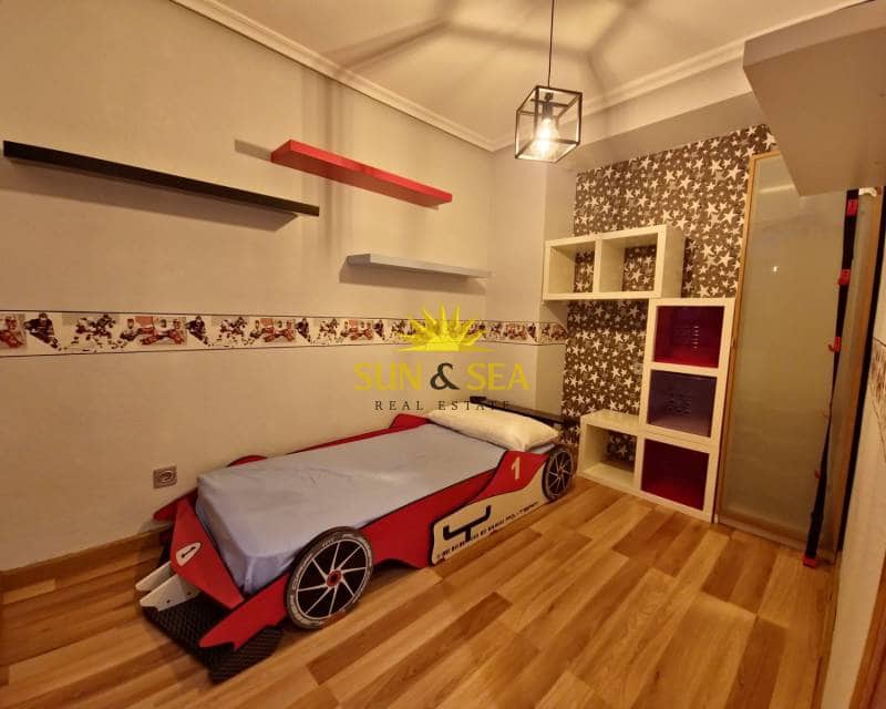 3 camera da letto Appartamento da affittare in Torrevieja - 1.200 € (Rif: 8002959)
