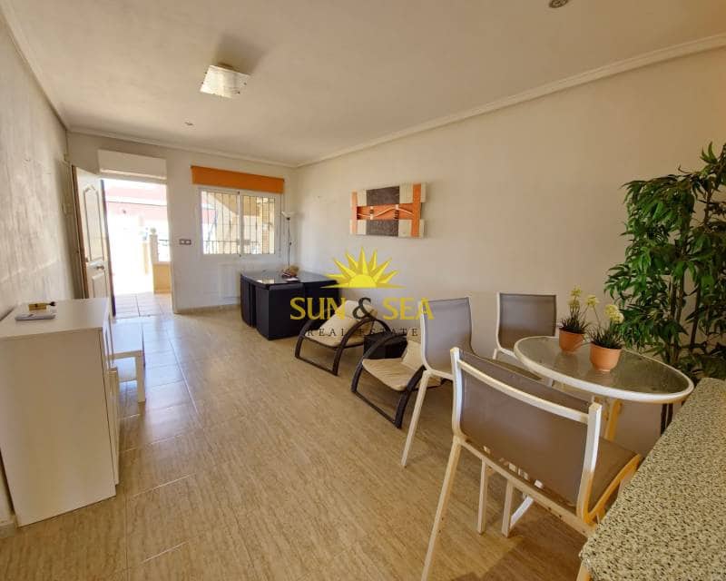 2 sypialnia Dom do wynajęcia w La Florida z basenem - 850 € (Ref: 8010365)