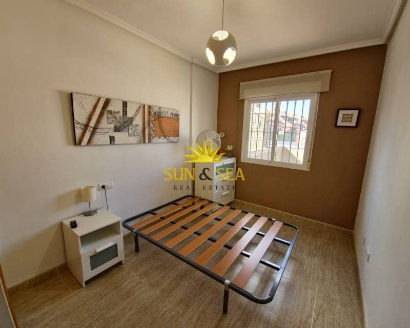 2 sypialnia Dom do wynajęcia w La Florida z basenem - 850 € (Ref: 8010365)