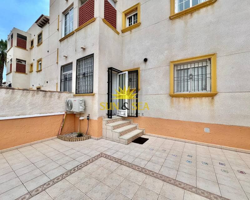 2 soveværelse Byhus til leje i Orihuela Costa med swimmingpool - € 900 (Ref: 8019195)
