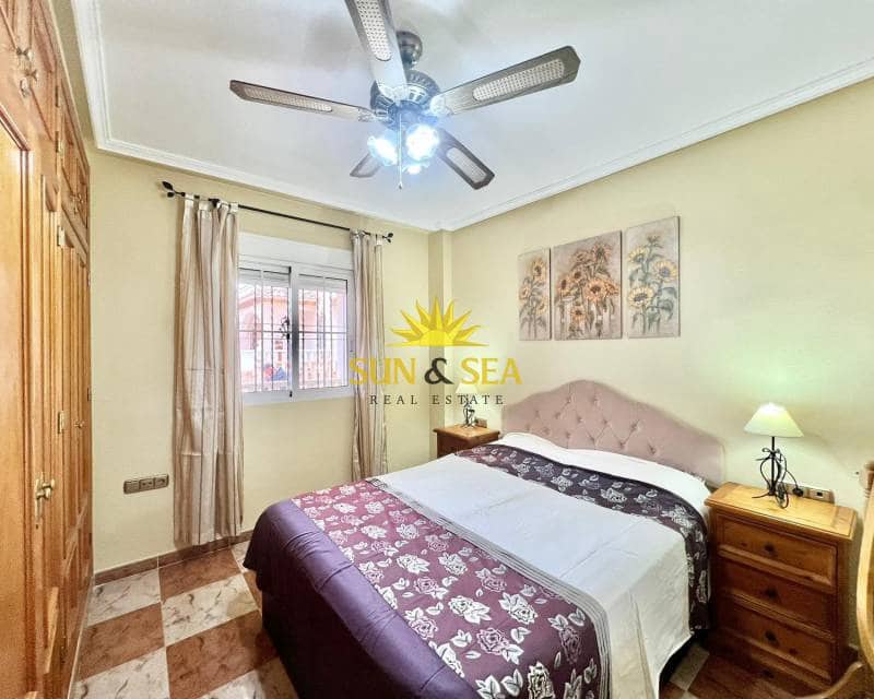 2 soveværelse Byhus til leje i Orihuela Costa med swimmingpool - € 900 (Ref: 8019195)