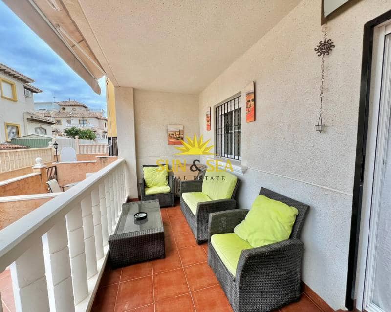 2 soveværelse Byhus til leje i Orihuela Costa med swimmingpool - € 900 (Ref: 8019195)