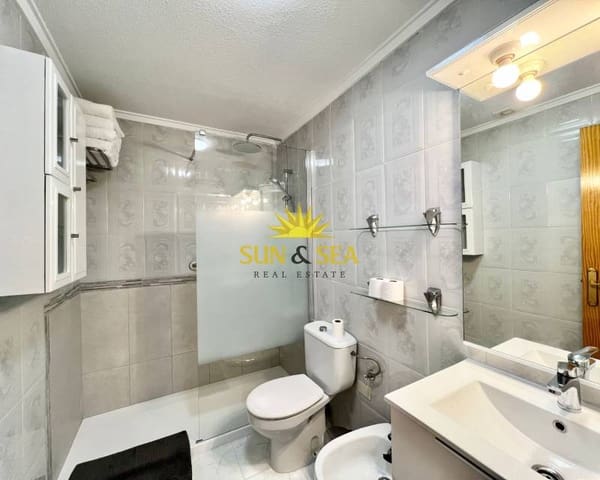 1 sypialnia Apartament do wynajęcia w Los Europeos, Torrevieja z basenem garażem - 700 € (Ref: 8026404)