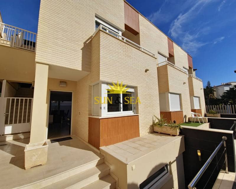 Villa/Maison de 2 chambres de location de vacances à Torrevieja avec piscine - 1 100 € (Ref: 8044262)