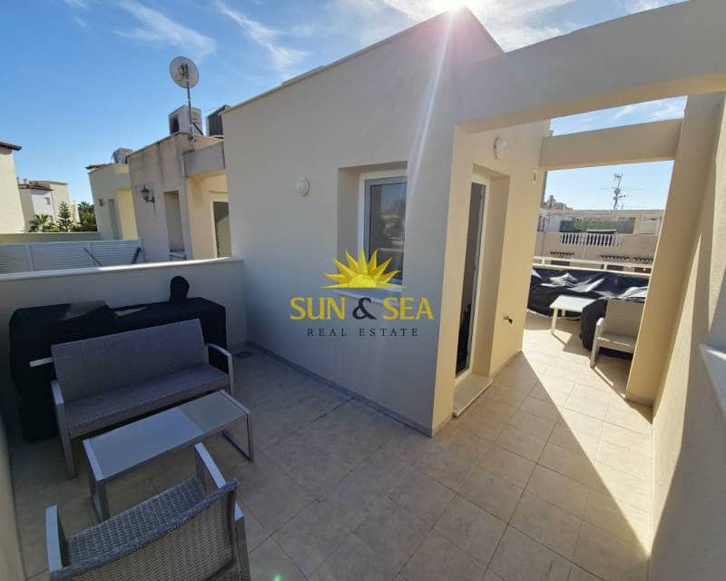 Villa/Maison de 2 chambres de location de vacances à Torrevieja avec piscine - 1 100 € (Ref: 8044262)