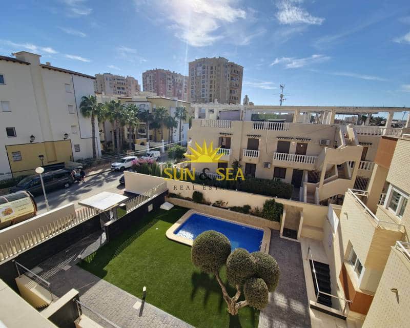 Villa/Maison de 2 chambres de location de vacances à Torrevieja avec piscine - 1 100 € (Ref: 8044262)