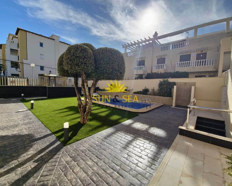 Villa/Maison de 2 chambres de location de vacances à Torrevieja avec piscine - 1 100 € (Ref: 8044262)