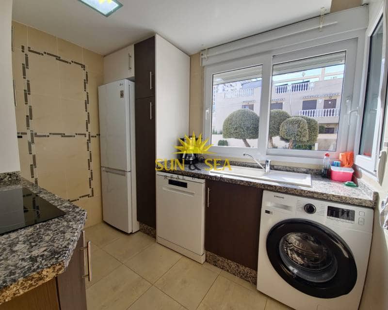 Villa/Maison de 2 chambres de location de vacances à Torrevieja avec piscine - 1 100 € (Ref: 8044262)