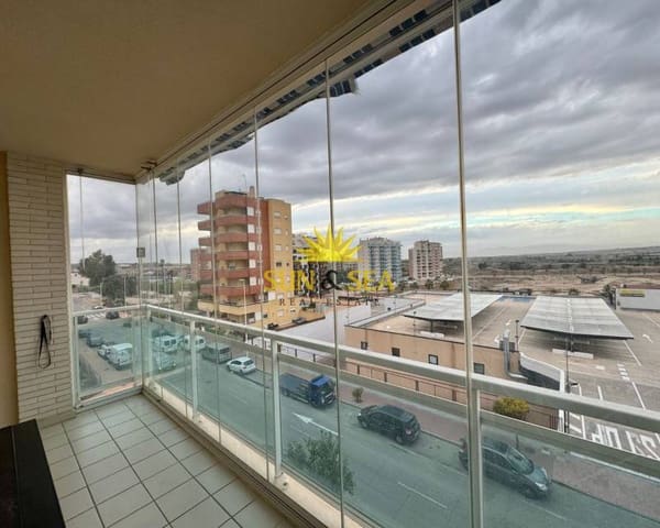 Ático de 3 habitaciones en Zona Pueblo, Guardamar del Segura en alquiler con piscina garaje - 700 € (Ref: 8046605)