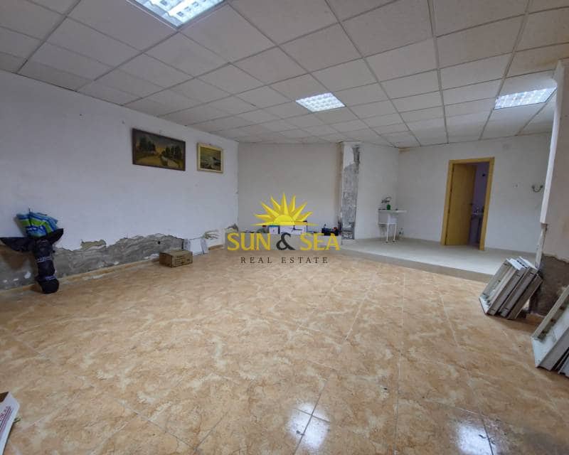 Local Commercial à vendre à La Mata - 150 000 € (Ref: 8062538)
