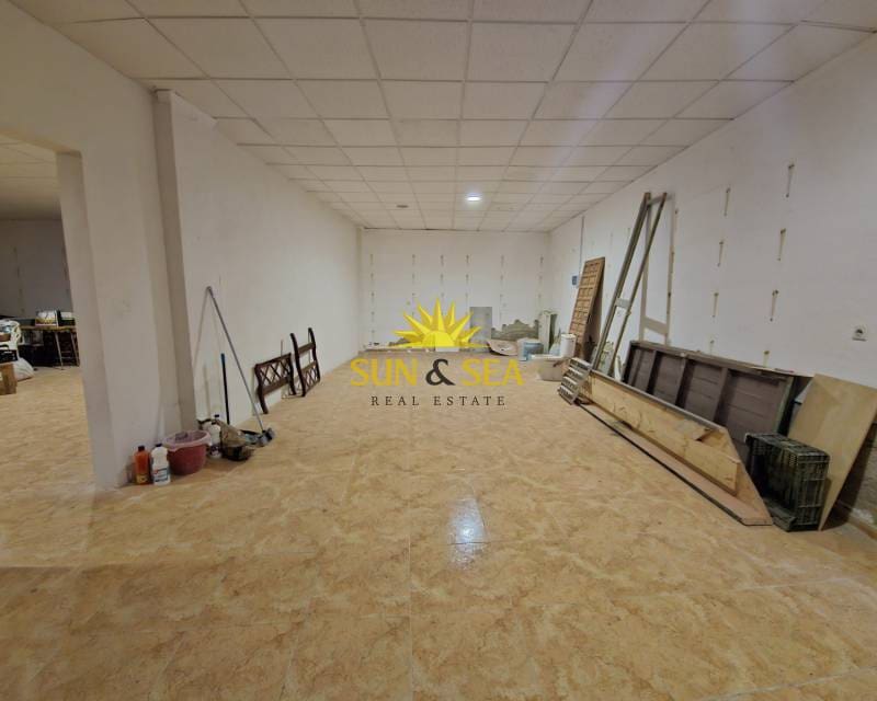 Local Commercial à vendre à La Mata - 150 000 € (Ref: 8062538)