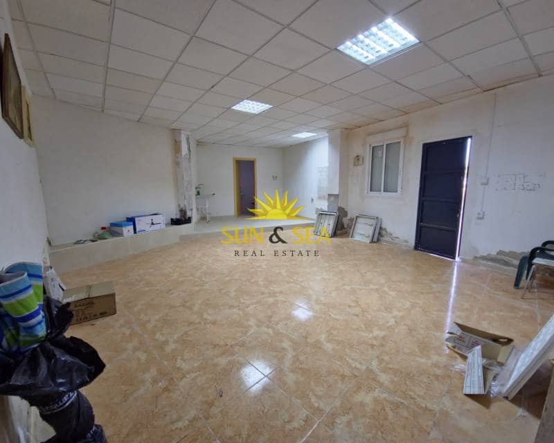 Local Commercial à vendre à La Mata - 150 000 € (Ref: 8062538)