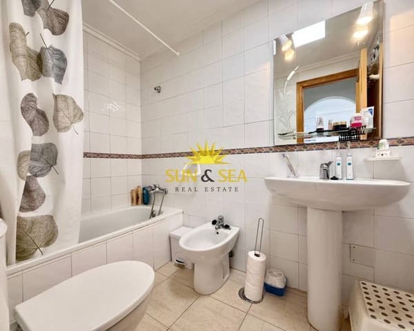 Maison de Ville de 2 chambres à louer à La Florida, Orihuela - 700 € (Ref: 8097748)