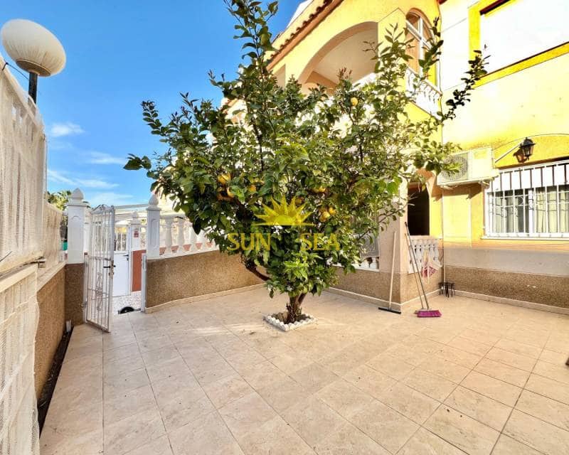 2 bedroom Townhouse for rent in Los Balcones with pool garage - € 1,000 (Ref: 8145528)