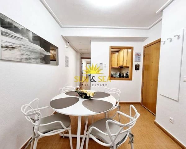 Apartamento de 2 habitaciones en Playa del Cura, Torrevieja en alquiler - 900 € (Ref: 8147724)