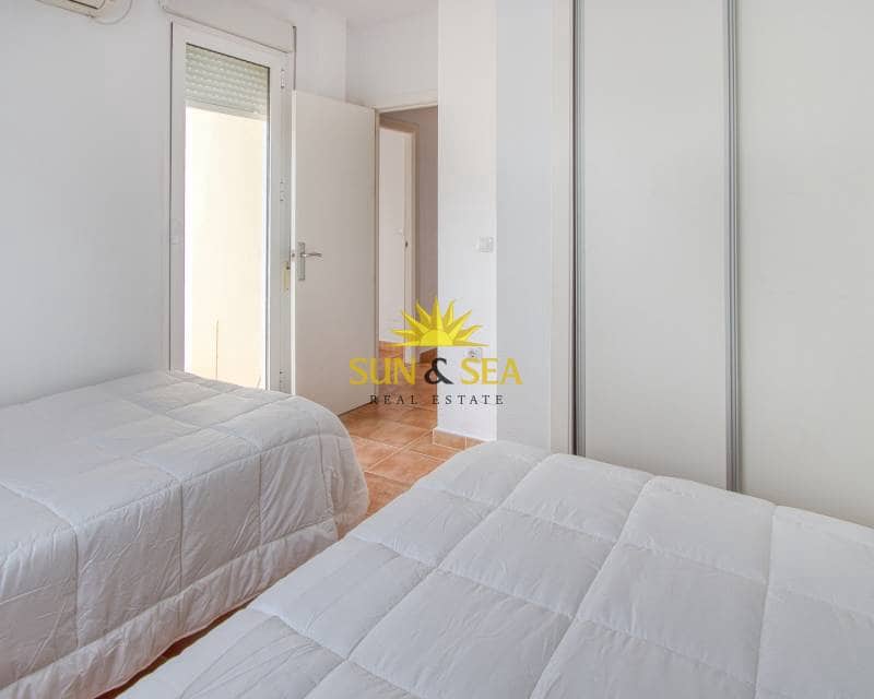 3 soveværelse Villa til leje i Villamartin med swimmingpool garage - € 1.100 (Ref: 8160871)