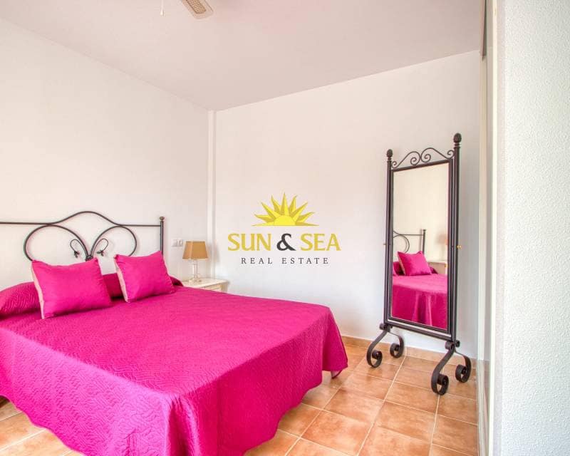 3 soveværelse Villa til leje i Villamartin med swimmingpool garage - € 1.100 (Ref: 8160871)