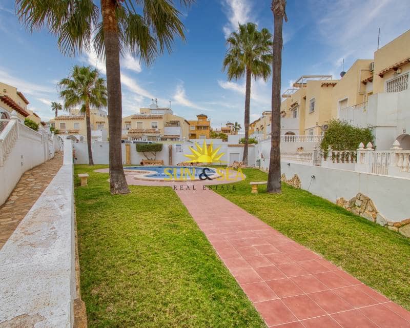 3 soveværelse Villa til leje i Villamartin med swimmingpool garage - € 1.100 (Ref: 8160871)