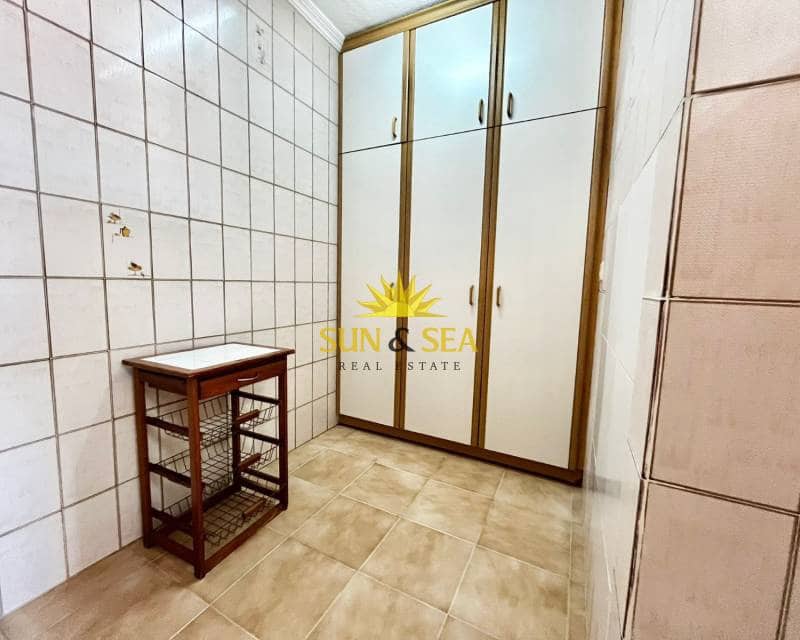 2 bedroom Apartment for rent in Punta Prima with garage - € 700 (Ref: 8187442)