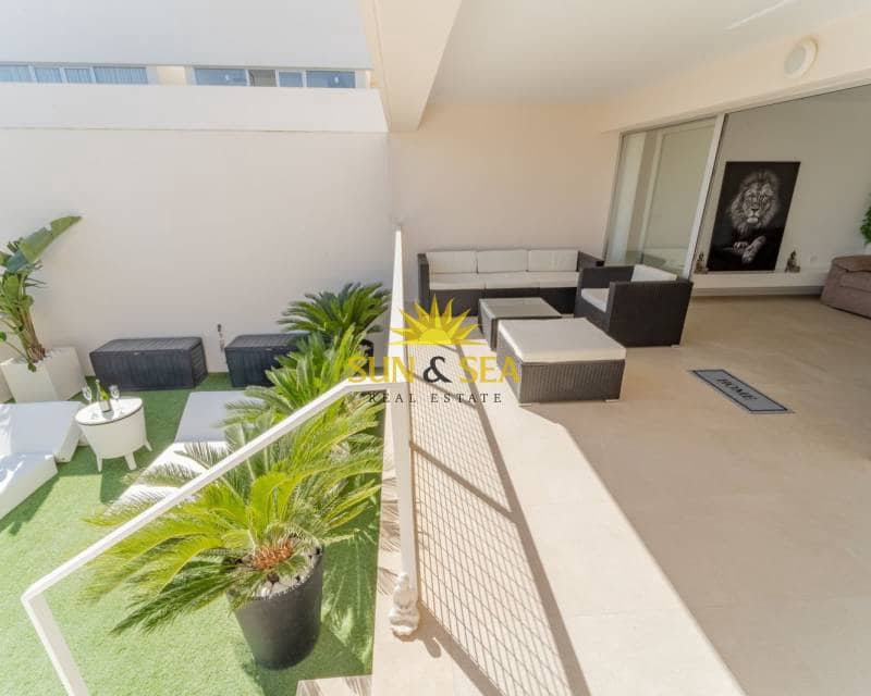 2 Zimmer Bungalow zu vermieten in Torrevieja mit Pool Garage - 1.700 € (Ref: 8194418)