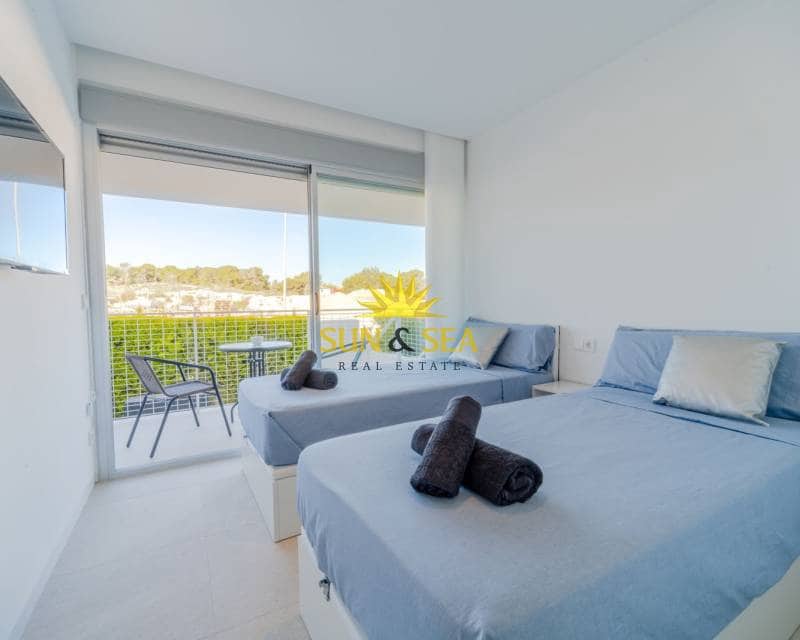 2 Zimmer Bungalow zu vermieten in Torrevieja mit Pool Garage - 1.700 € (Ref: 8194418)