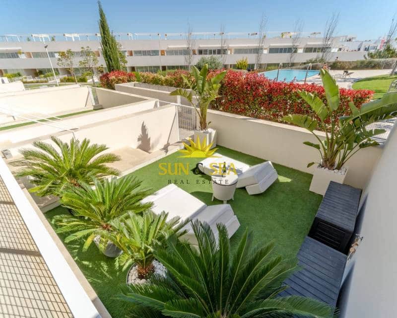 2 Zimmer Bungalow zu vermieten in Torrevieja mit Pool Garage - 1.700 € (Ref: 8194418)