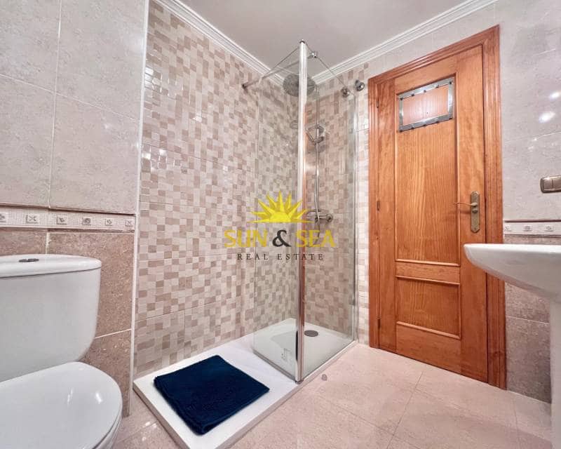 2 quarto Casa em Banda para arrendar em Orihuela Costa com piscina - 800 € (Ref: 8195798)