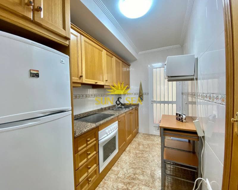 2 soverom Leilighet til leie i Orihuela med svømmebasseng garasje - € 900 (Ref: 8200704)