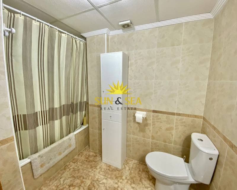 2 soverom Leilighet til leie i Orihuela med svømmebasseng garasje - € 900 (Ref: 8200704)