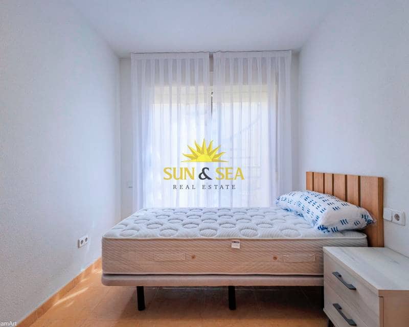 2 slaapkamer Appartement te huur in Almoradi met zwembad - € 750 (Ref: 8205798)