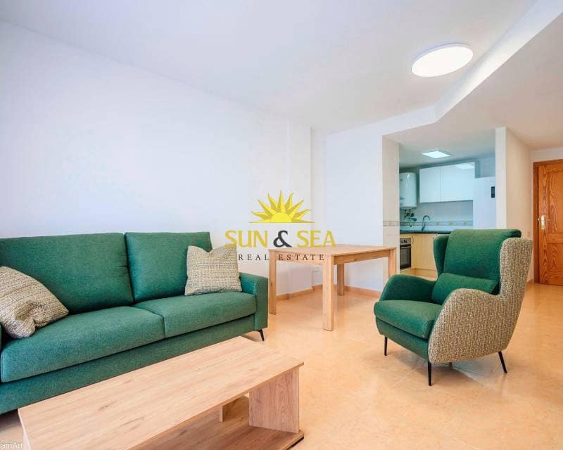 2 slaapkamer Appartement te huur in Almoradi met zwembad - € 750 (Ref: 8205799)