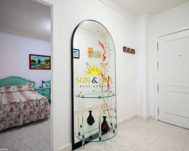 3 chambre Appartement à vendre à Torrevieja - 375 000 € (Ref: 8214766)