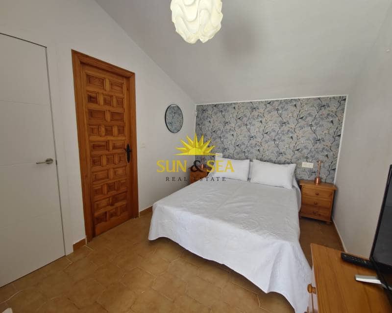 3 quarto Casa em Banda para arrendar em Villamartin com piscina garagem - 1 800 € (Ref: 8218190)