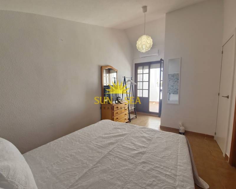 3 quarto Casa em Banda para arrendar em Villamartin com piscina garagem - 1 800 € (Ref: 8218190)