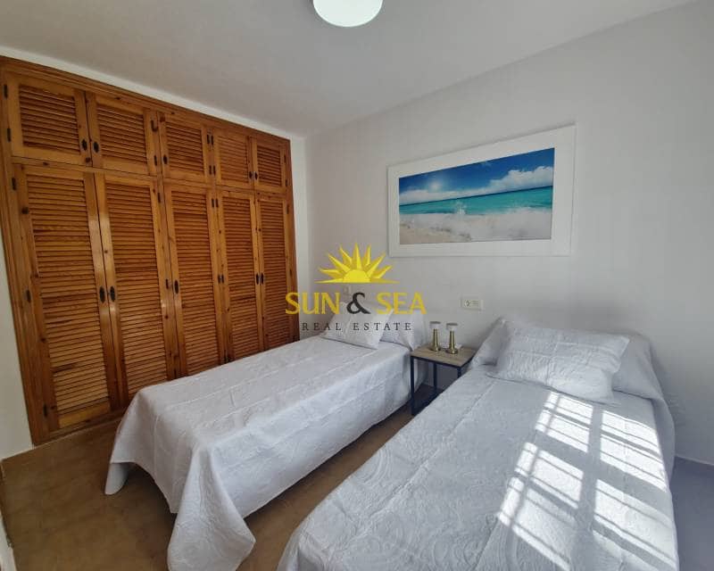 3 quarto Casa em Banda para arrendar em Villamartin com piscina garagem - 1 800 € (Ref: 8218190)