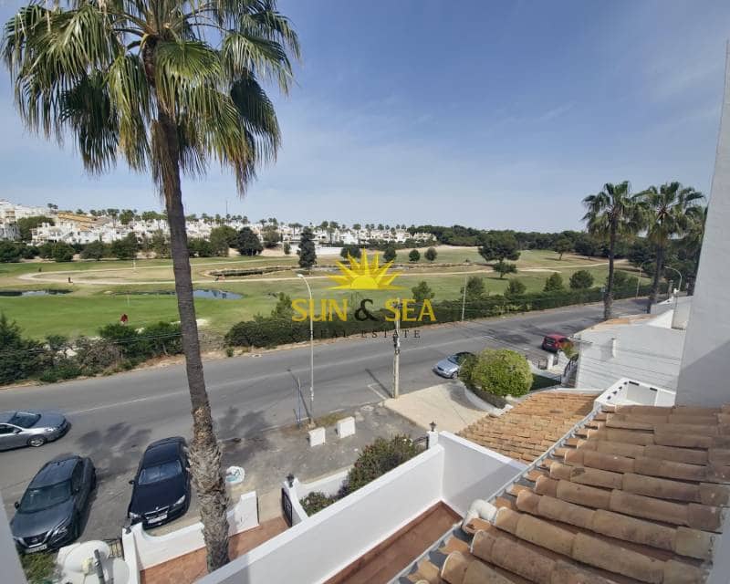 3 quarto Casa em Banda para arrendar em Villamartin com piscina garagem - 1 800 € (Ref: 8218190)